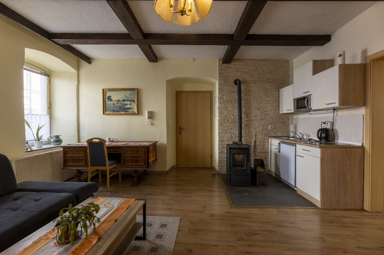 Interior before retouching